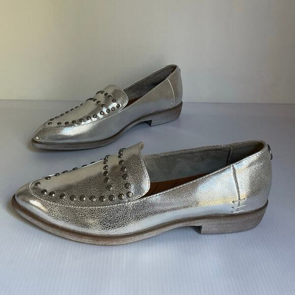 Women’s Silver Metallic Loafers with Studs Pointed Toe – Blowfish Malibu Size 8 - Picture 1 of 10